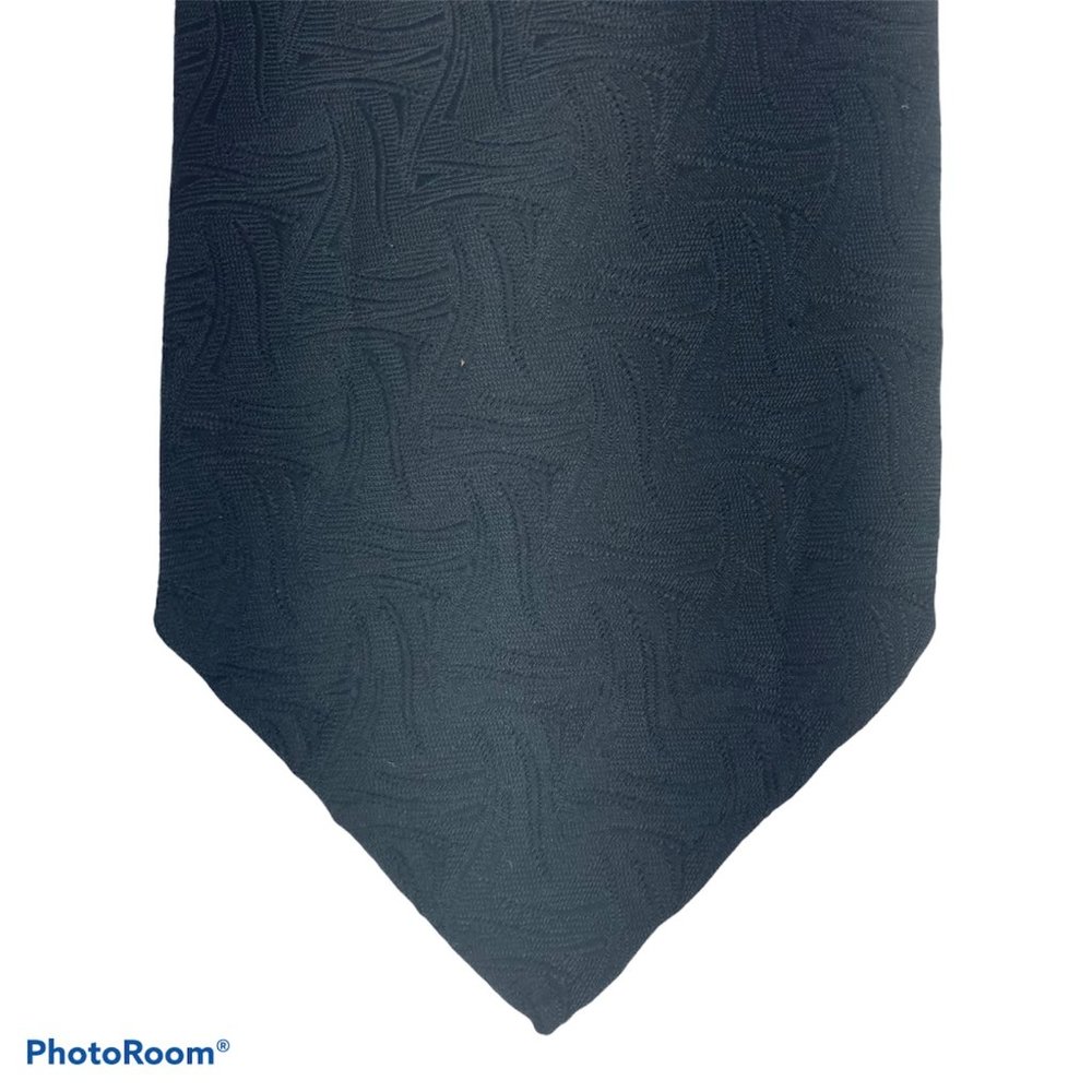 Requirements Black 100% Silk Neck Tie